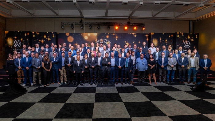 VW Caminhões e Ônibus turbina portfólio para ganhar mercado no exterior