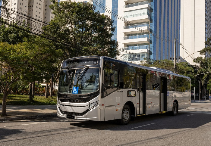 Mercedes-Benz triplica como vendas de ônibus urbanos para Curitiba