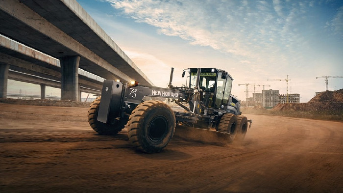 New Holland Construction leva Titanium edition e linha amarela conectada para a Expointer