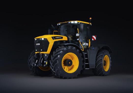 Parceria FPT e JCB impulsiona tratores Fastrac 6000