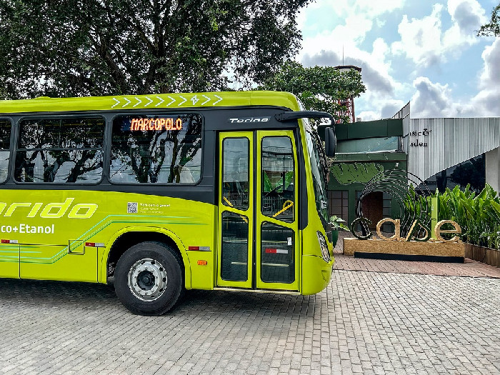 Na COP30, Marcopolo apresenta protótipo inédito de ônibus híbrido movido a etanol