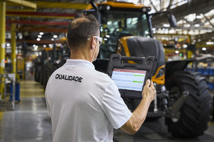 Inteligência artificial na manufatura aumenta precisão e agilidade na produção de máquinas agrícolas