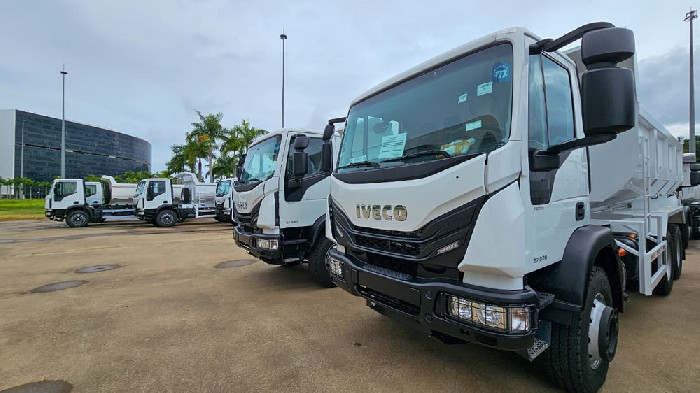 IVECO entrega 72 caminhões à Secretaria de Agricultura, Pecuária e Abastecimento de Minas Gerais para apoiar cidades afetadas pelo rompimento de barragens