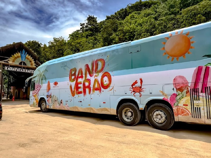 Viação Águia Branca estreia como parceira do projeto Band Verão Nordeste 2026